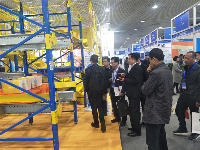 自動化倉儲設備展示